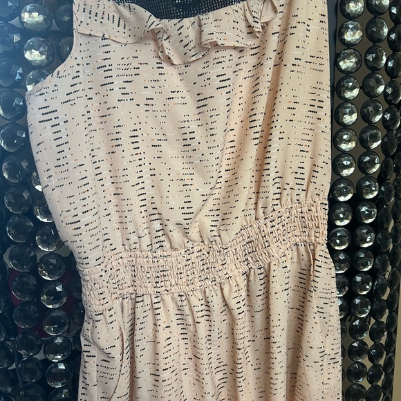 Cute BCBG dress - Picture 3 of 4